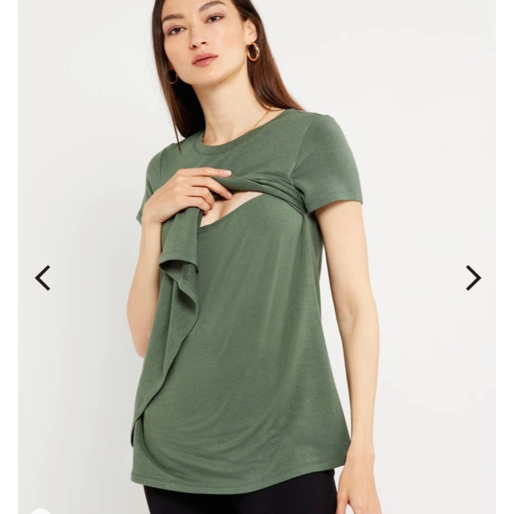 A Pea in the Pod nursing top